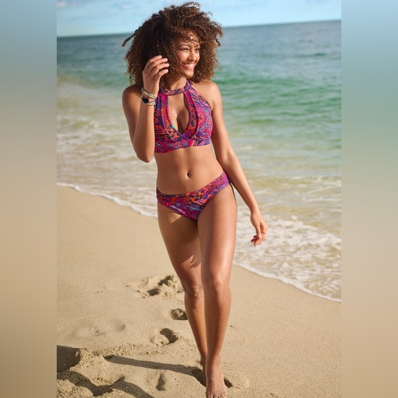 VENUS Pink and Teal Halter Bikini Top with Cut Out size 12 - Picture 1 of 9